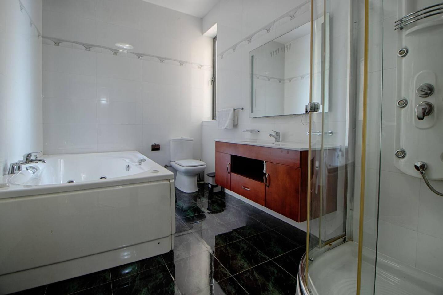 The Strand Apartments By Homely Σλιέμα Εξωτερικό φωτογραφία
