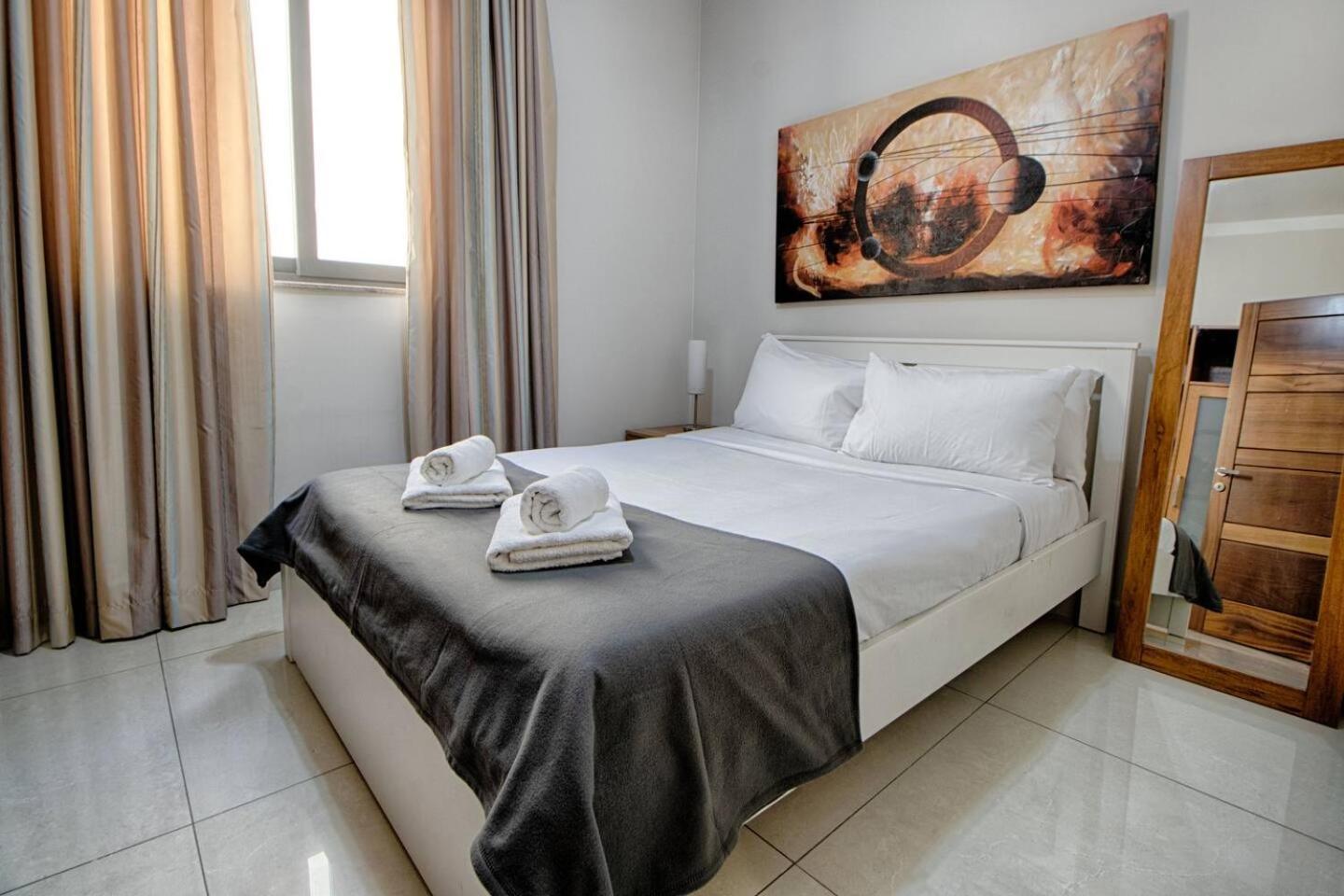 The Strand Apartments By Homely Σλιέμα Εξωτερικό φωτογραφία