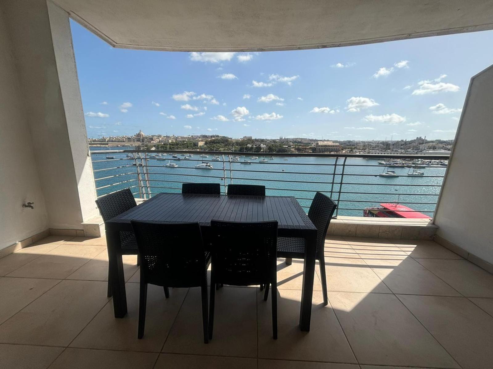 The Strand Apartments By Homely Σλιέμα Εξωτερικό φωτογραφία